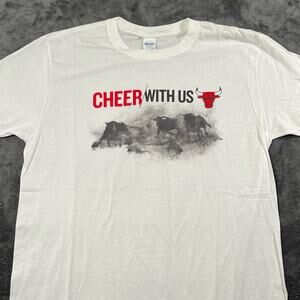 Chicago Bulls NBA Basketball Cheer With Us T Shirt Sportswear Streetwear Sz L
